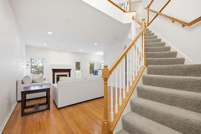 9796 Cupola Lane, Eden Prairie, MN 55347