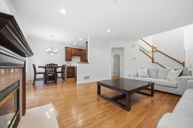 9796 Cupola Lane, Eden Prairie, MN 55347