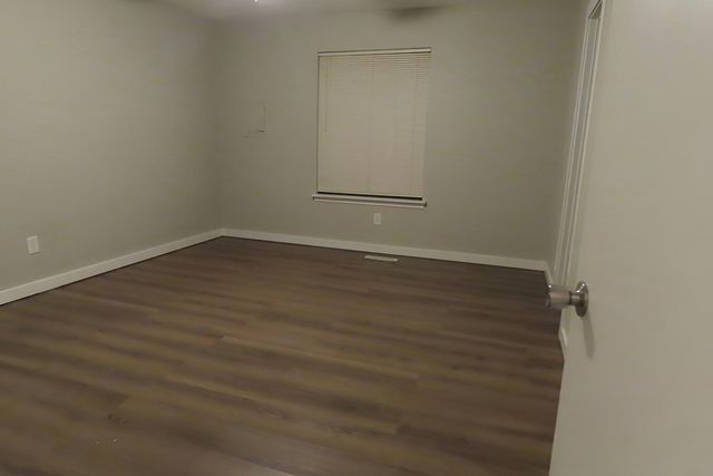 233 S Lulwood Avenue, Springfield, MO 65802