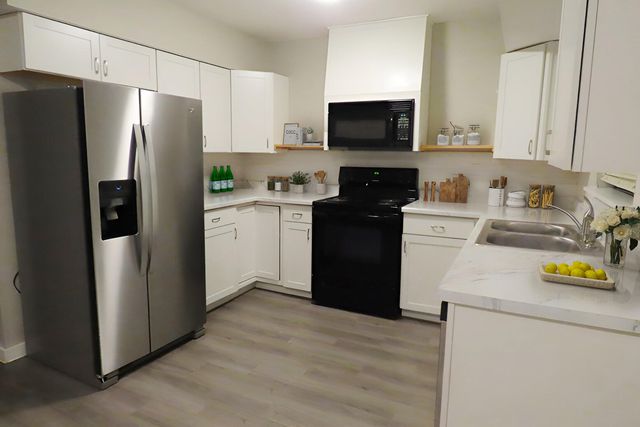 233 S Lulwood Avenue, Springfield, MO 65802