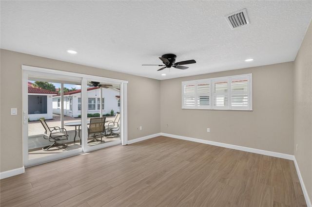 6154 MIDNIGHT PASS ROAD VILLA4C, Sarasota, FL 34242
