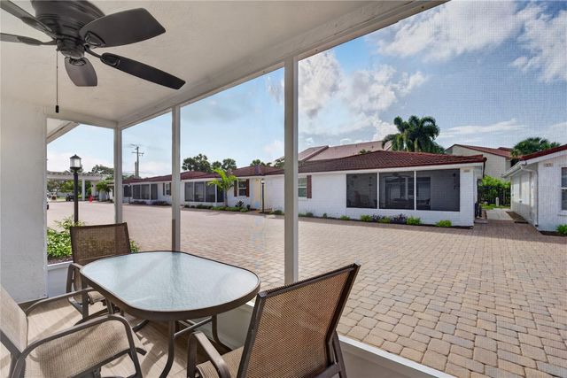 6154 MIDNIGHT PASS ROAD VILLA4C, Sarasota, FL 34242