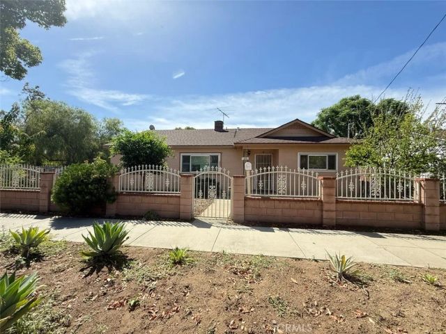 122 E Park, Ontario, CA 91761