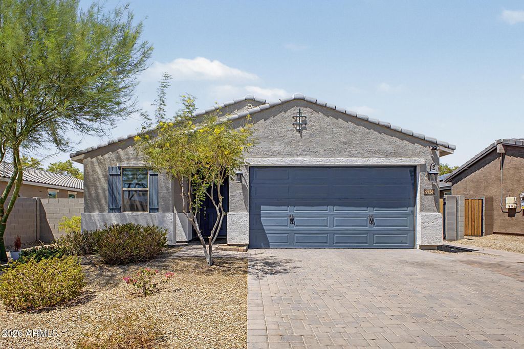 22432 W KIMBERLY Drive, Buckeye, AZ 85326 — exterior