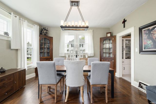 207 Myrtle Street, Elkhart, IN 46514