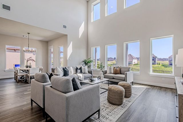 220 Waterstone Drive, Montgomery, TX 77356