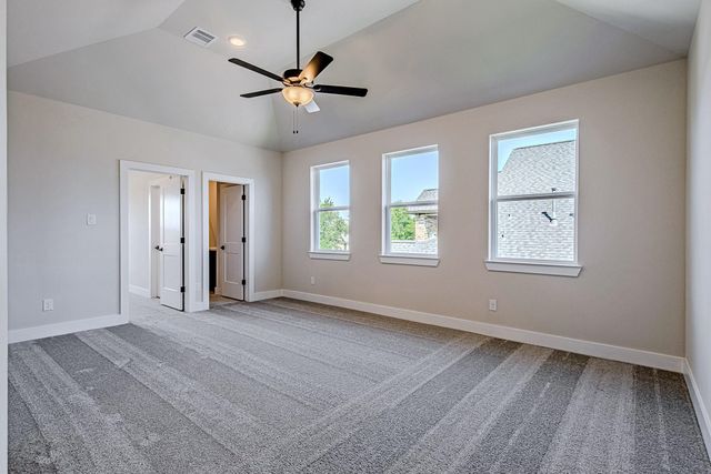 220 Waterstone Drive, Montgomery, TX 77356