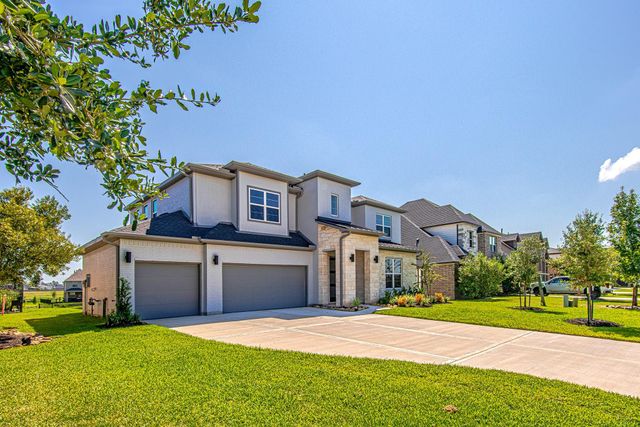 220 Waterstone Drive, Montgomery, TX 77356