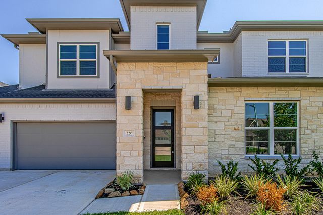 220 Waterstone Drive, Montgomery, TX 77356