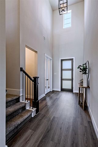 220 Waterstone Drive, Montgomery, TX 77356
