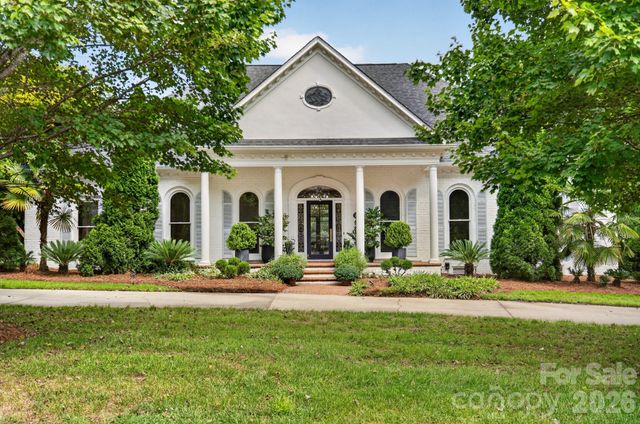 3747 Moorland Drive, Charlotte, NC 28226