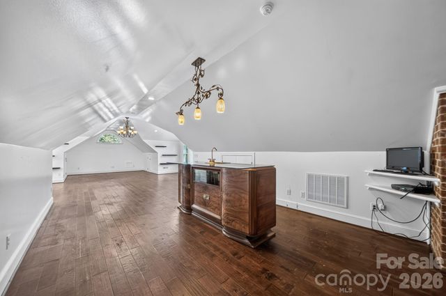 3747 Moorland Drive, Charlotte, NC 28226