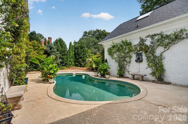 3747 Moorland Drive, Charlotte, NC 28226