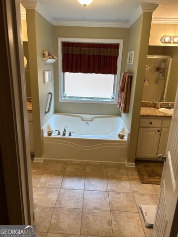 950 John Lovelace Road, Lagrange, GA 30241