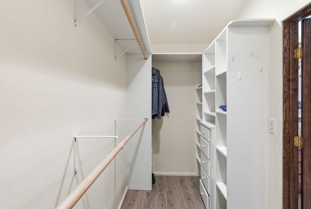 444 Sheraton Drive, Williams, OR 97544