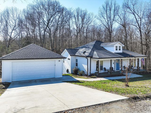 10139 Ashley Ln, Bon Aqua, TN 37025