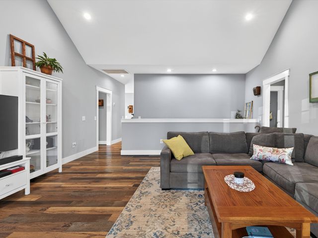 10139 Ashley Ln, Bon Aqua, TN 37025