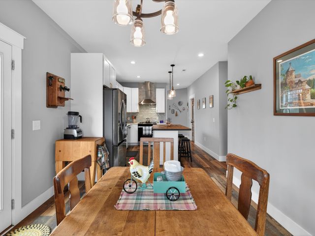 10139 Ashley Ln, Bon Aqua, TN 37025