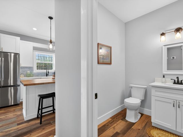 10139 Ashley Ln, Bon Aqua, TN 37025