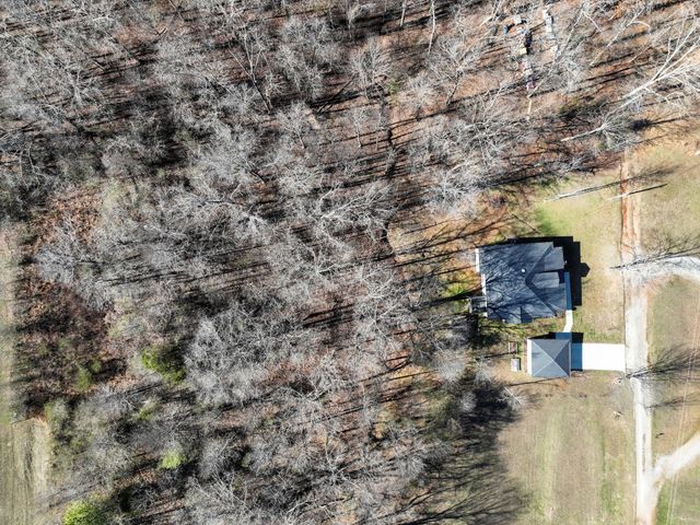 10139 Ashley Ln, Bon Aqua, TN 37025