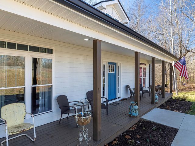 10139 Ashley Ln, Bon Aqua, TN 37025