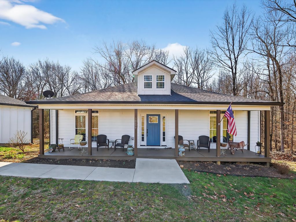 10139 Ashley Ln, Bon Aqua, TN 37025