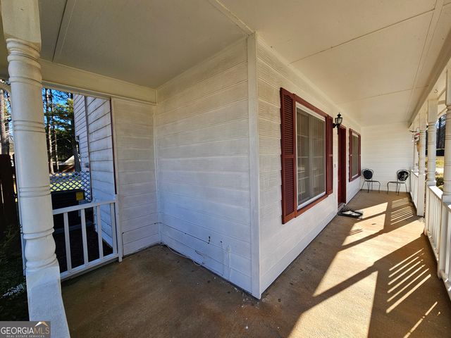 611 Lora Smith Road, Newnan, GA 30265