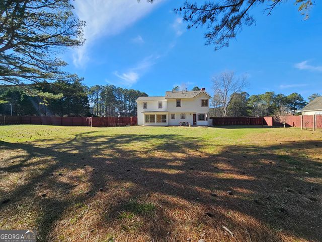 611 Lora Smith Road, Newnan, GA 30265