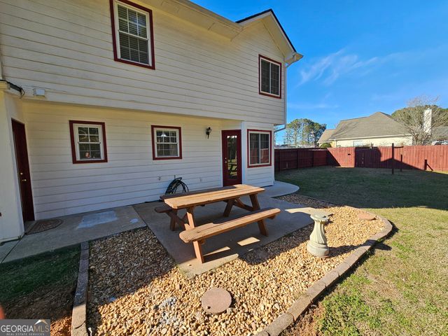 611 Lora Smith Road, Newnan, GA 30265