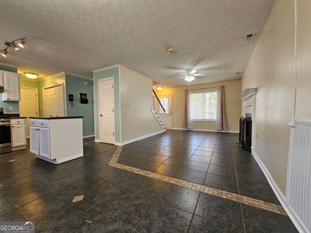 611 Lora Smith Road, Newnan, GA 30265