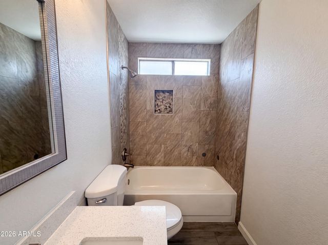 6915 W CHERRY HILLS Drive, Peoria, AZ 85345
