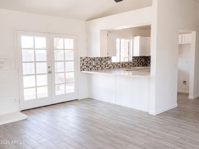 6915 W CHERRY HILLS Drive, Peoria, AZ 85345
