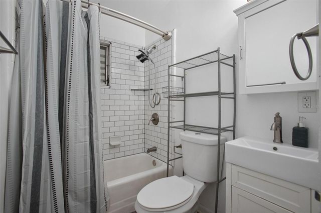 2440 S ELM AVENUE, Sanford, FL 32771