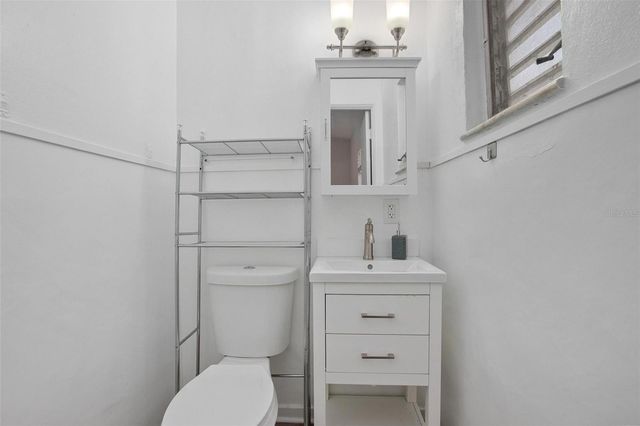 2440 S ELM AVENUE, Sanford, FL 32771