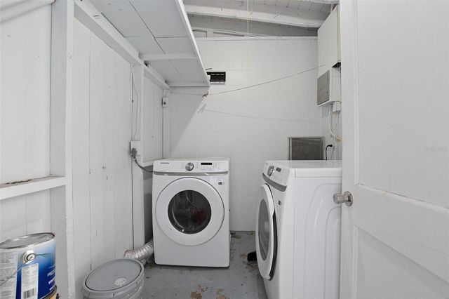 2440 S ELM AVENUE, Sanford, FL 32771