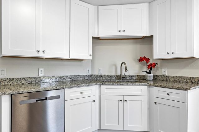 8360 FORT CLINCH AVENUE, Orlando, FL 32822