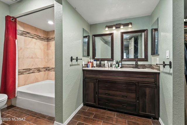 2080 W Brittain Drive, Tucson, AZ 85705