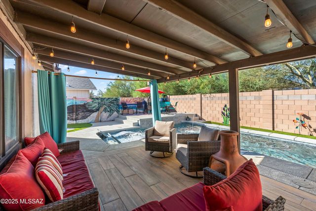 2080 W Brittain Drive, Tucson, AZ 85705