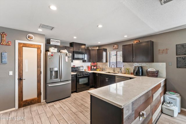 2080 W Brittain Drive, Tucson, AZ 85705