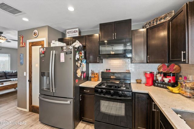 2080 W Brittain Drive, Tucson, AZ 85705