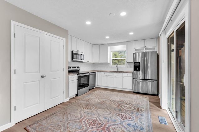 2156 Tuliptree Avenue, Columbus, OH 43229