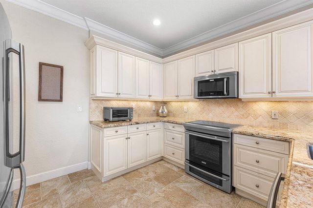 3327 NW 53rd Circle, Boca Raton, FL 33496