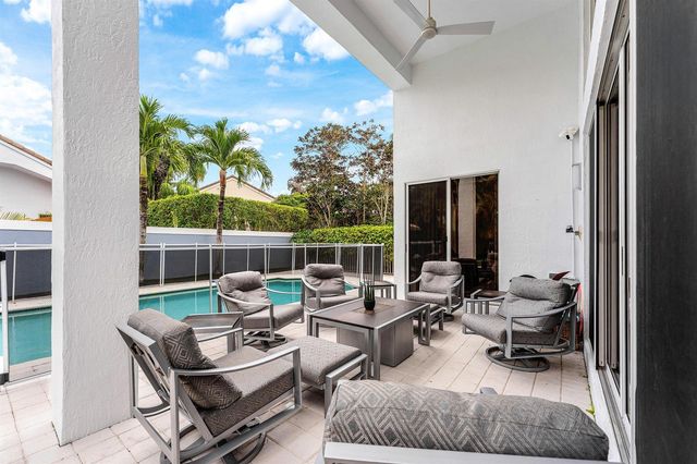 3327 NW 53rd Circle, Boca Raton, FL 33496