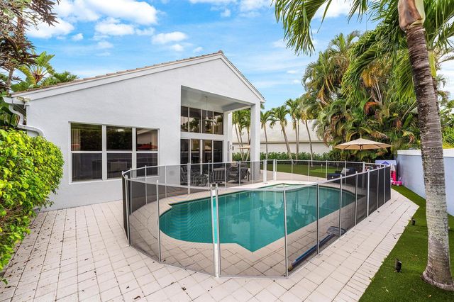 3327 NW 53rd Circle, Boca Raton, FL 33496