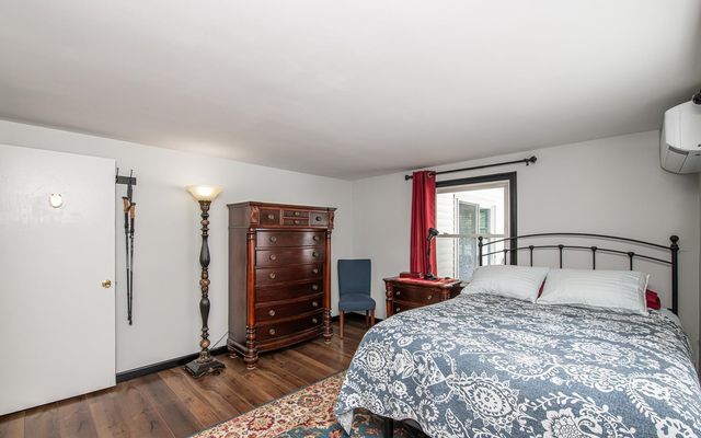 169 Central Street, Hudson, NH 03051