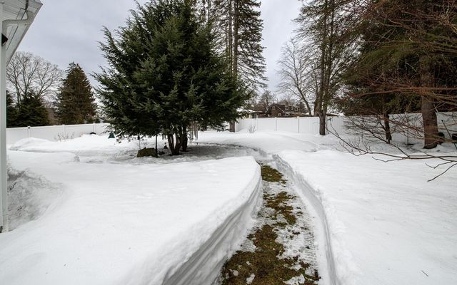 169 Central Street, Hudson, NH 03051