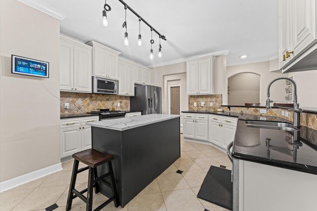 25806 Chapman Falls Drive, Richmond, TX 77406