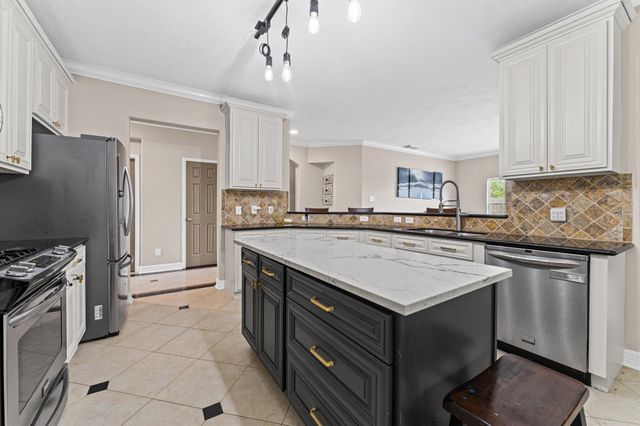 25806 Chapman Falls Drive, Richmond, TX 77406