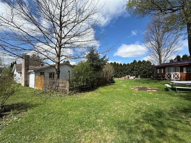 623 CHERRY Street, Waterford, PA 16441