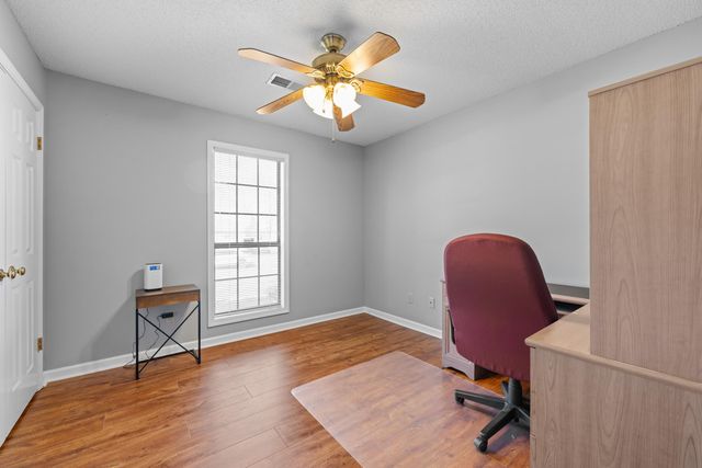 409 LITTLE OAK LN, Collierville, TN 38017